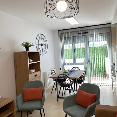 Ubena Con Piscina Playa 3 Km Vut-4606-as לאנס