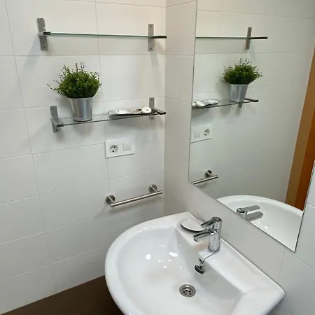 Ubena Con Piscina Playa 3 Km Vut-4606-as * Llanes