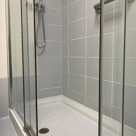 Ubena Con Piscina Playa 3 Km Vut-4606-as